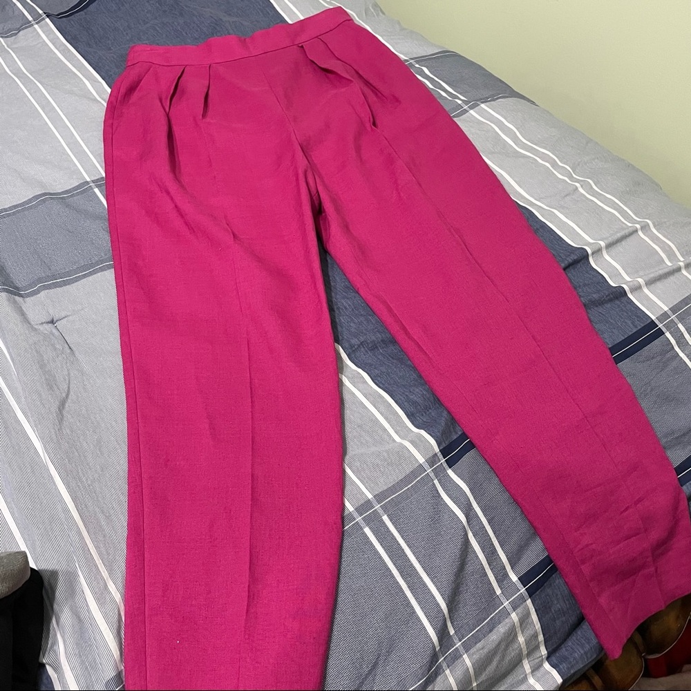 Theory Pleated Pants - Picture 4 of 11